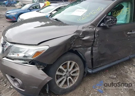 2015 Nissan Pathfinder S z USA, uszkodzony, nr VIN 5N1AR2MM9FC723528